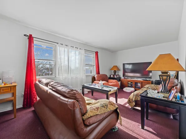 24-65 Francis Lewis Boulevard image 5 of 40