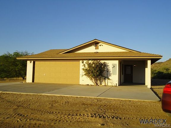 2nd image of 175 Red Wing Canyon Road