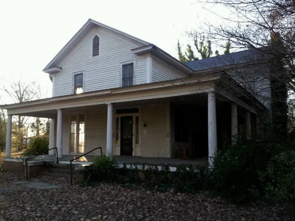205 N Faison Ave, Faison, NC 28341