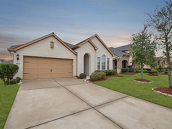 2nd image of 19607 Bowie Plantation Ln