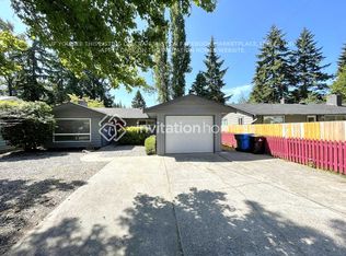 2155 N 155th St, Seattle, WA 98133