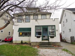 17722 Crestland Rd, Cleveland, OH 44119