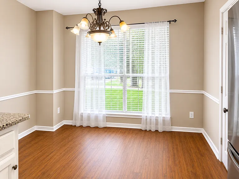 3204 Neuburg Ct — Photo 4