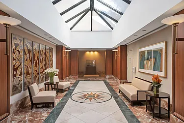 Rented by LEVEN Real Estate