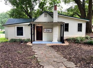 232 Cloud Cir, Canton, GA 30115