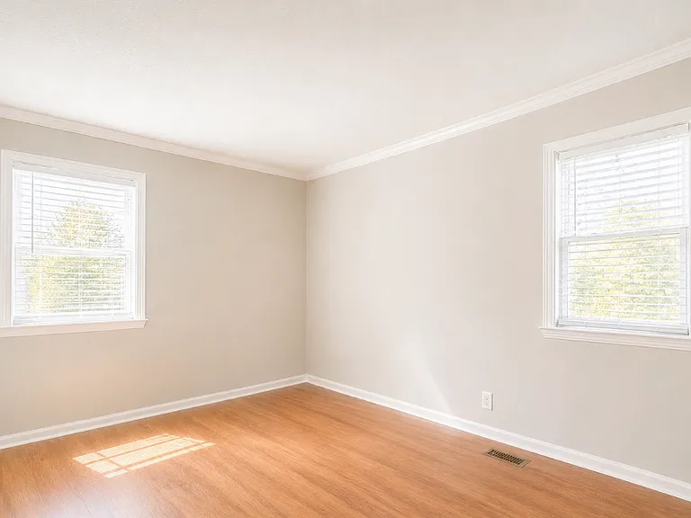 4606 Timothy Way — Photo 6