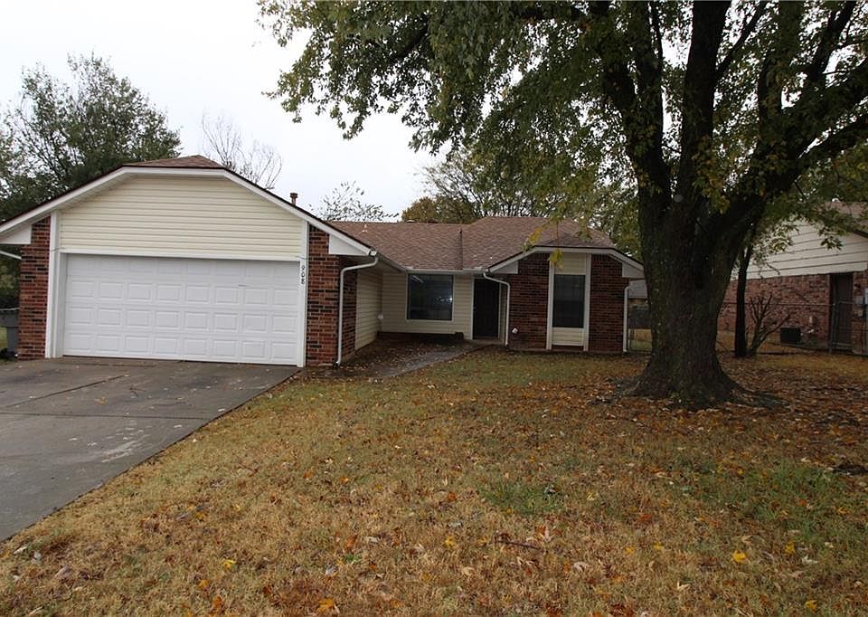 1st image of 2908 Zachary Pl