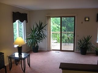 2nd image of 300 Lynley Ln