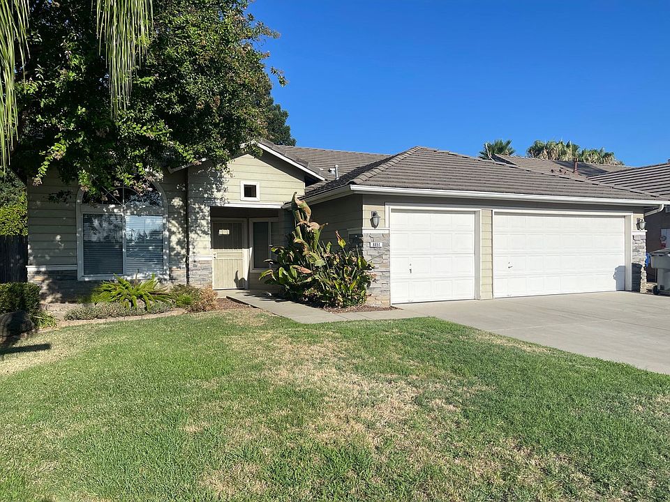 1st image of 8851 N Sierra Vista Ave