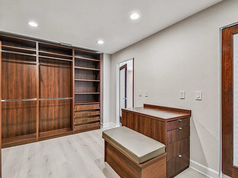 24 Adalia Ave — Photo 49