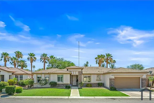 3 bed, 1920 sqft, $3,500 — Photo 1
