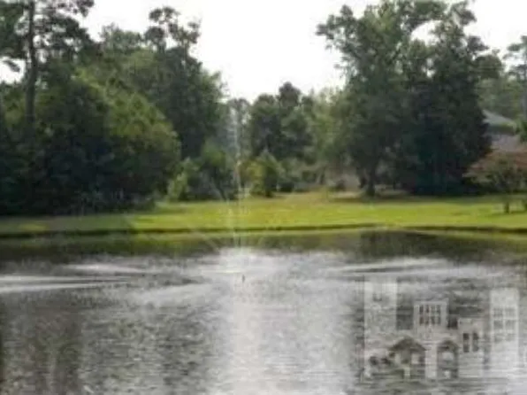 1204 Arboretum Dr, Wilmington, NC 28405