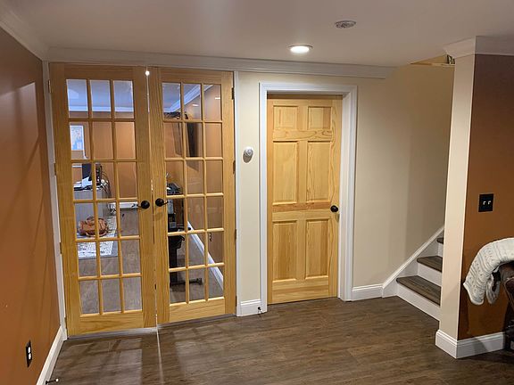 Basement - Hardwood French 