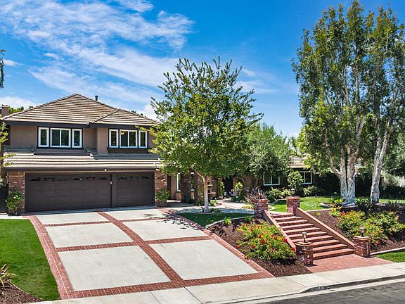 4th image of 3178 Deer Valley Ave