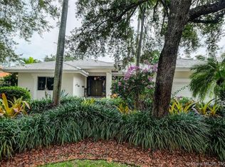 9031 SW 92nd Ct, Miami, FL 33176