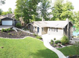 2111 Cove Point Rd, La Follette, TN 37766