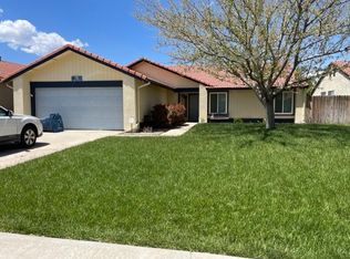 736 Silver Oak Dr, Tehachapi, CA 93561