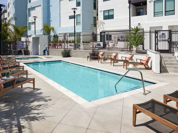 8820 Sepulveda Eastway #109