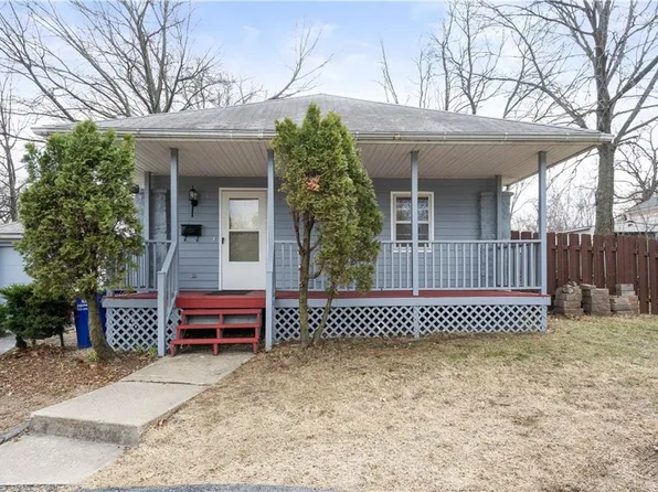 9821 Johnson Dr, Merriam, KS 66203