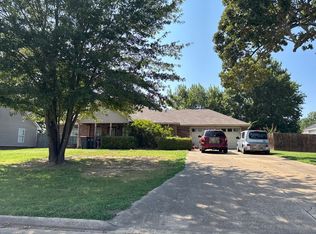 141 Ridgecrest Dr, Greenwood, AR 72936