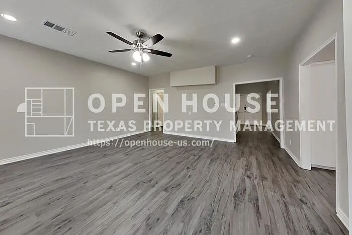 12127 Rocky Lake Dr — Photo 3