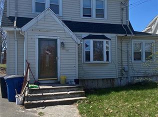 110 S End Rd, New Haven, CT 06512