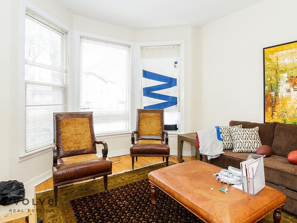 1st image of 1110 W Newport Ave #01R