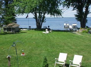 7177 Lakeshore Rd, Cicero, NY 13039