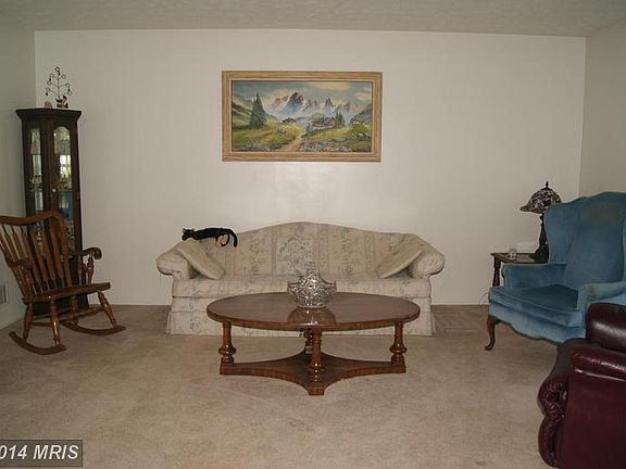 2nd image of 8142 Harvest Ct