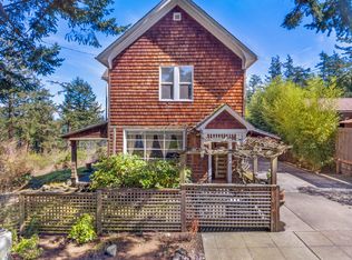 703 West Ave, Anacortes, WA 98221