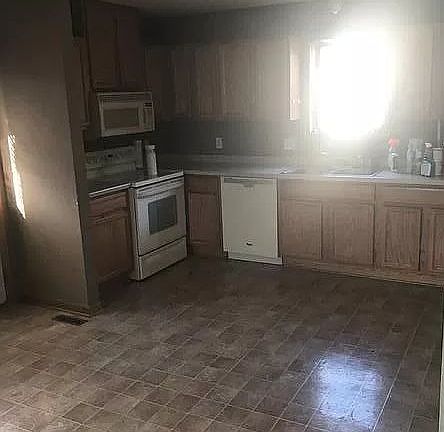 4th image of 440 7th Ave S