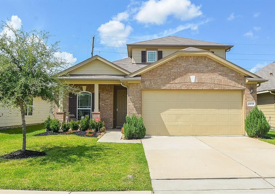 1st image of 24718 Lakecrest Village Dr