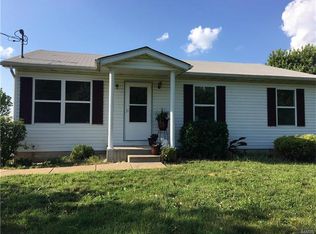 3752 Flucom Rd, De Soto, MO 63020