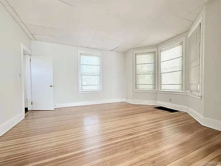 505 Prospect Ave — Photo 6
