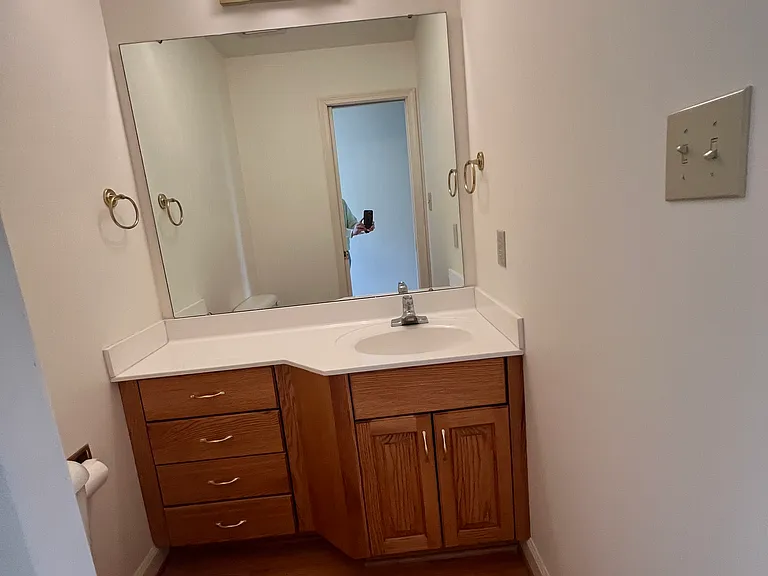 303 Lake Pointe Dr — Photo 6