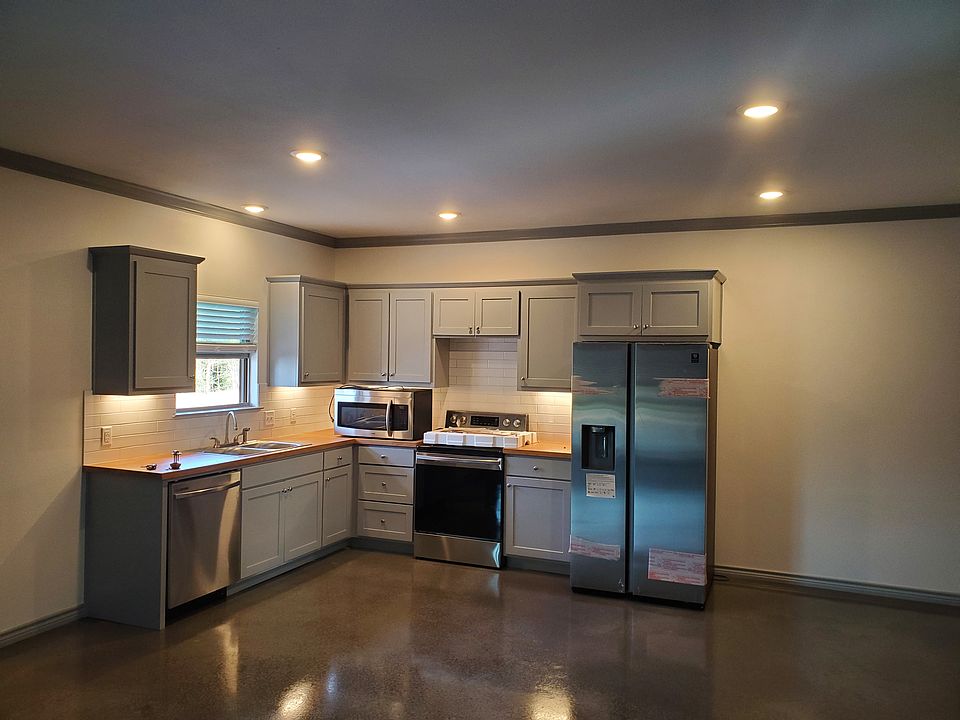 1st image of 4074 County Road 152 #2