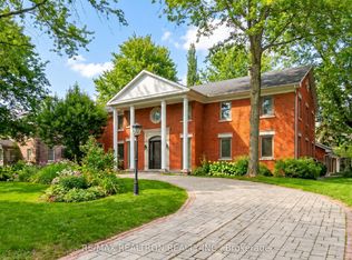 17 Old English Ln, Markham, ON L3T 2V1