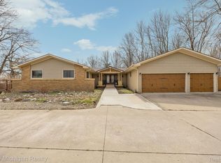 2570 Imlay City Rd, Lapeer, MI 48446