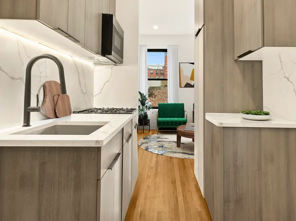 75 Thompson Street image 2 of 7