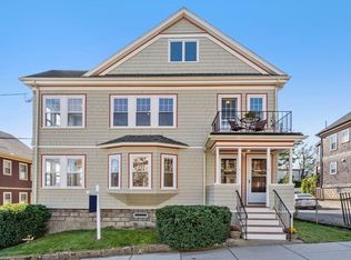 8 Hurlcroft Ave, Dorchester Center, MA 02124