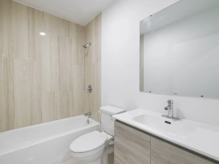 679 Windermere Dr — Photo 21
