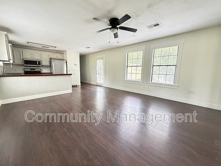 11362 Cloverleaf Dr — Photo 5