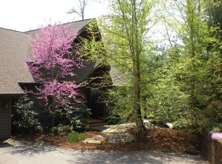 358 E Sondley Dr, Asheville, NC 28805