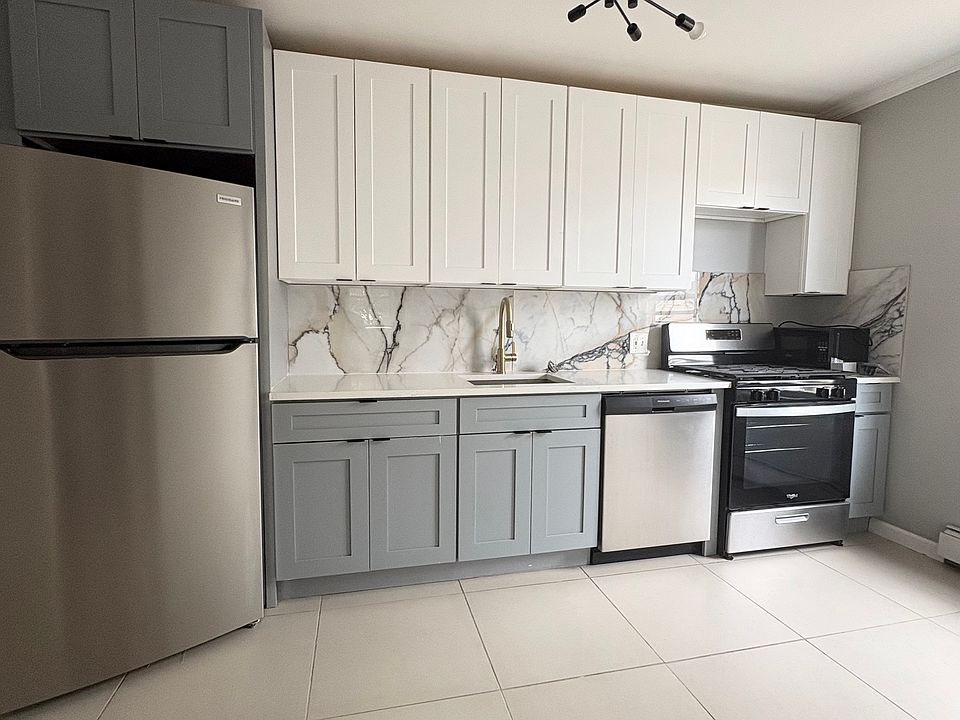 1st image of 119 Hobart Ave Floor 2
