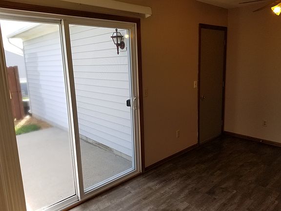 5th image of 2109 E Pueblo Dr