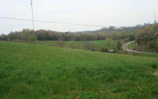 2nd image of 1 Hoovers Gap Road Jake Br