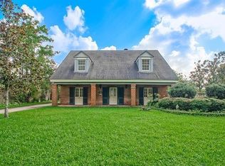 301 Ripple Rd, River Ridge, LA 70123