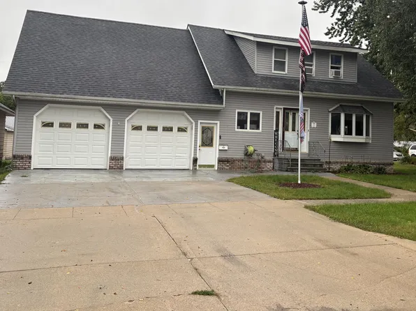 122 Lewis St W, Lewisville, MN 56060