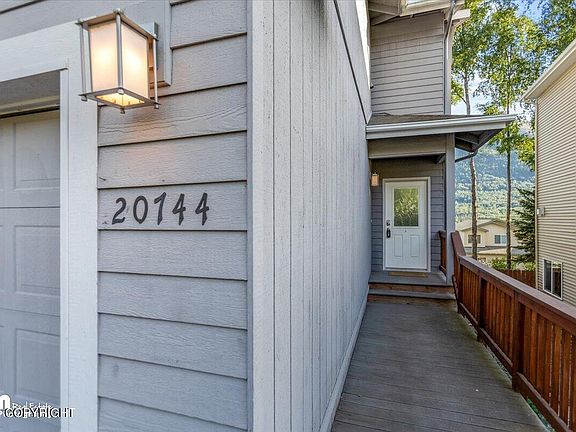 2nd image of 20744 Mountain Vista Dr