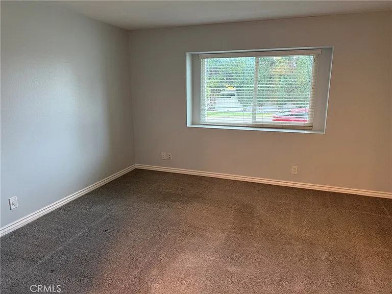 511 Mariposa Ave — Photo 14